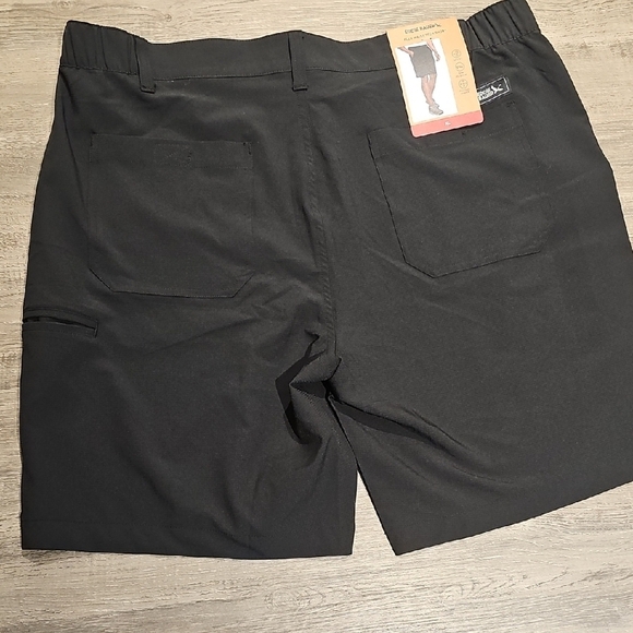 Eddie Bauer Men's Black Flat Front Shorts - Picture 8 of 11